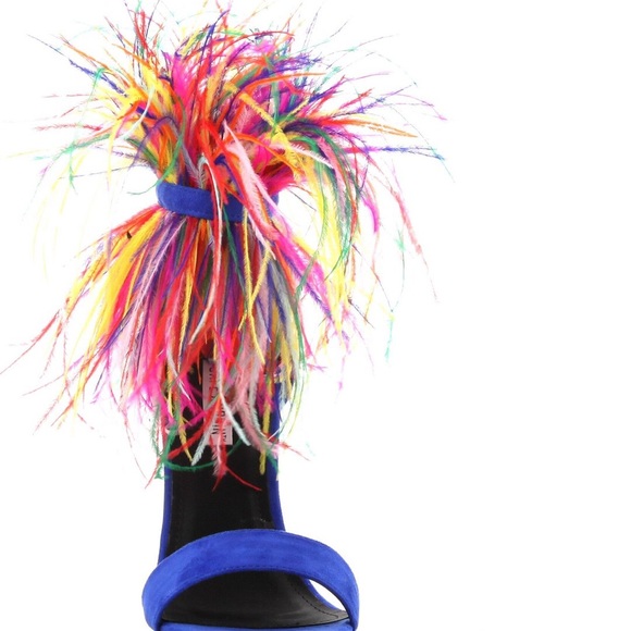 Cape Robbin heels - Picture 2 of 4